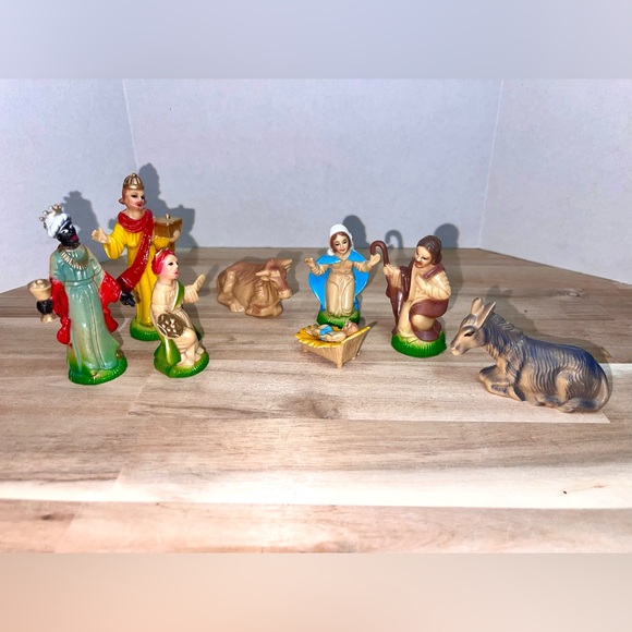 Vintage 8 Piece Plastic Nativity Made in Hong Kong Mid Century Christmas Decor - Picture 8 of 15